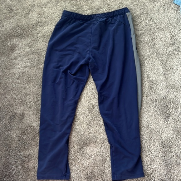 Puma joggers - Picture 3 of 3